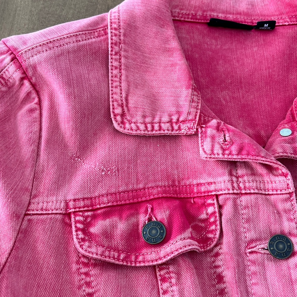 Distressed Faded Red Jean Jacket - Picture 6 of 11